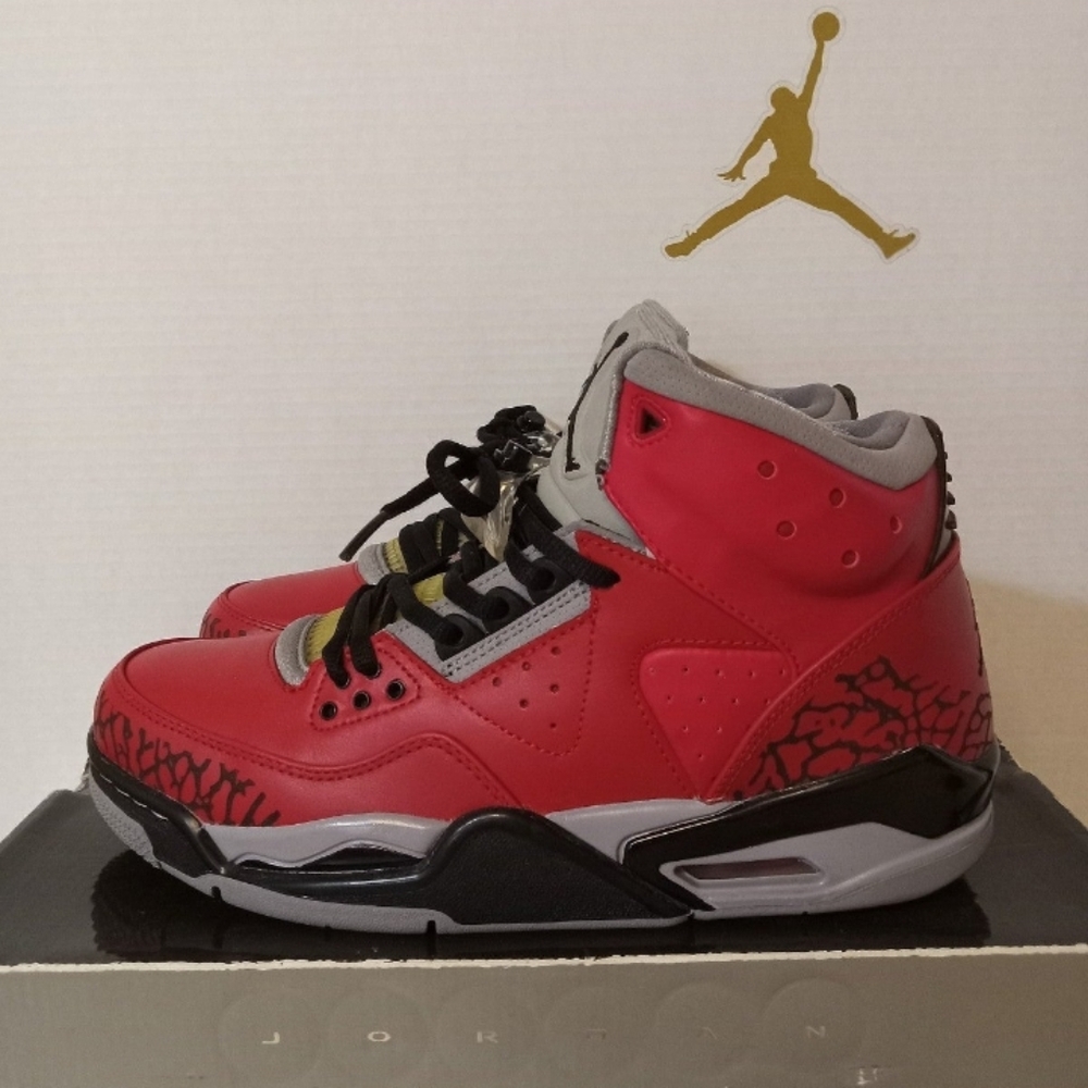 Jordan Rare Air "Varsity Red" Size 8 (2010)